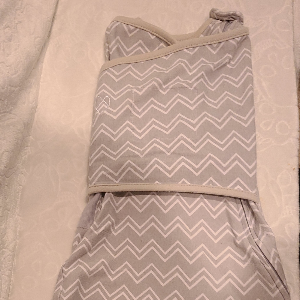 SwaddleMe